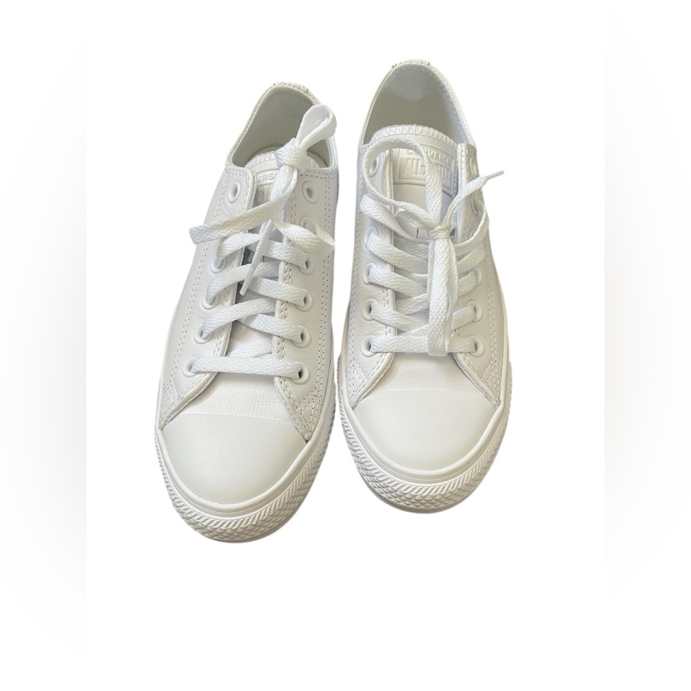 Chuck Taylor All Star Leather- White- 6.5 - Picture 8 of 14